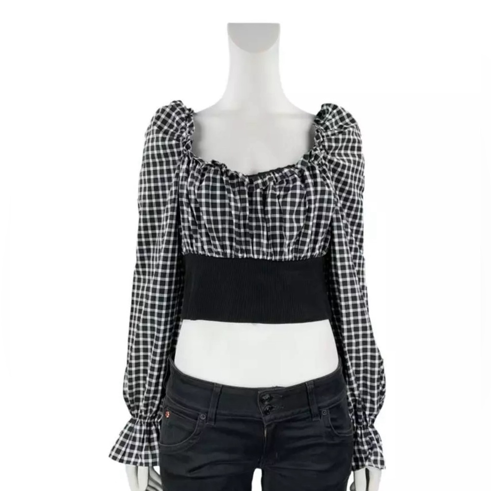 NWT ZARA Top Long sleeve black and white